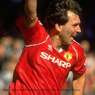 Bryan Robson Legend, Legend United, Legend Manchester United, ManUtd, Bryan Robson Biography, Robson Biography