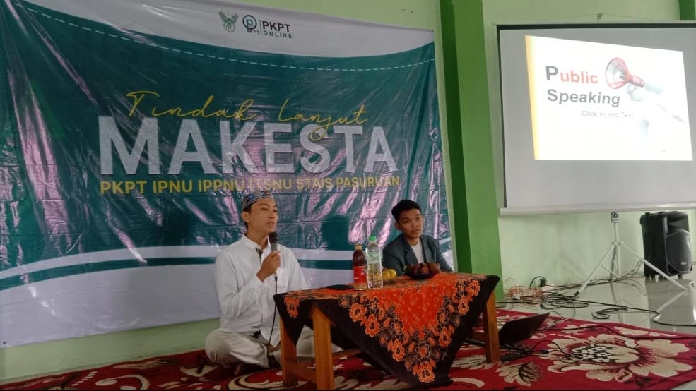 Kader IPNU IPPNU ITSNU Pasuruan Dibekali Public Speaking