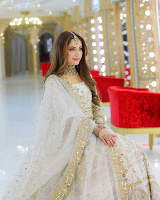 NEELAM MUNIR'S BLUNT RESPONSE TO INVASIVE MARRIAGE QUESTIONS GOES VIRAL