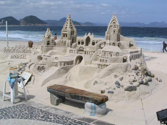 Amazing-Sand-castles-1