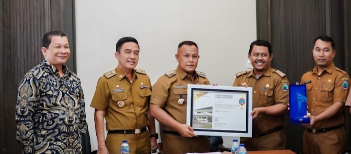 Pemkab Lampung Selatan Raih Penghargaan Terbaik 1 Kategori Pengelolaan Kepegawaian dari BKN Pusat