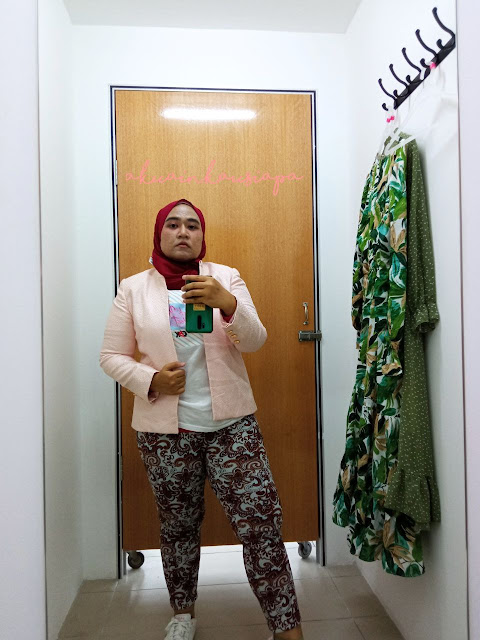 ootd di jalan jalan japan