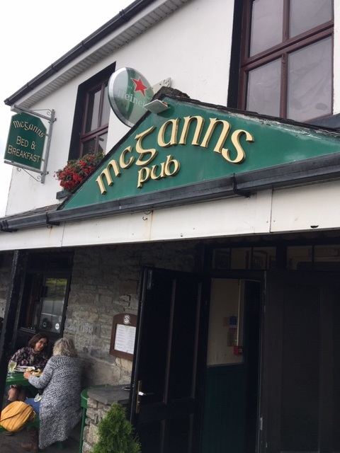 Ireland, McGanns Pub