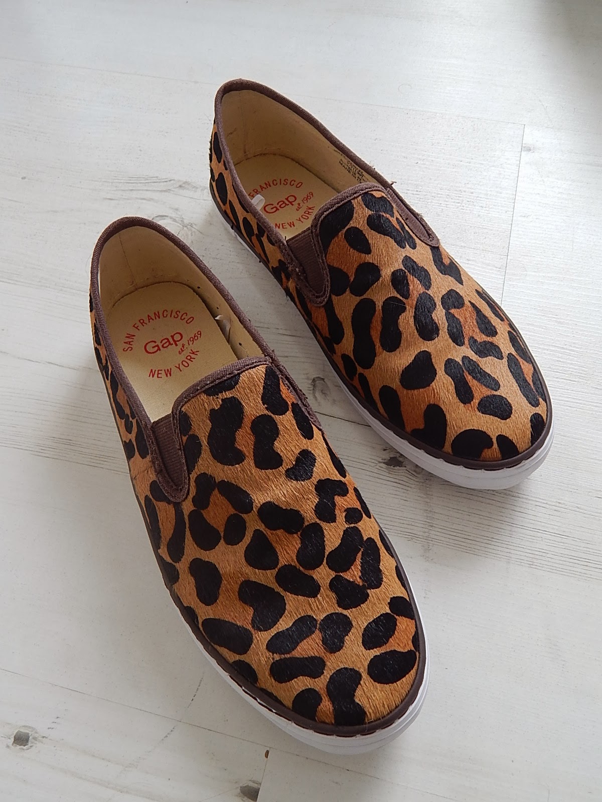 gap leopard print ponyskin slip on shoes