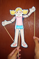 Boneka Wayang yaitu permainan dengan boneka yang berbentuk wayang sederhana dengan menggandakan PERMAINAN BONEKA WAYANG UNTUK ANAK PAUD