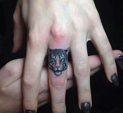 Imágenes De Tatuajes En Los Dedos - Las 25+ mejores ideas sobre Tatuajes en el dedo en Pinterest 