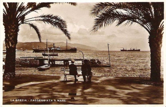 Panchina sulla Passeggiata Morin nel 1935