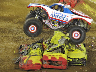 Monster Jam - Captain America