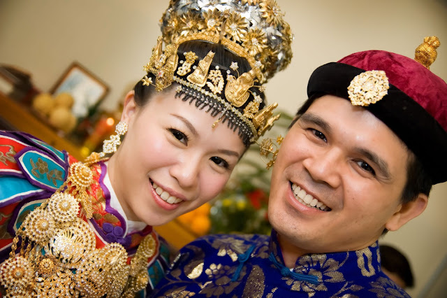 Peranakan bride and groom