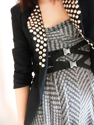 RECESSION FASHIONISTA: DIY PROJECT — REVAMP OLD BLAZER