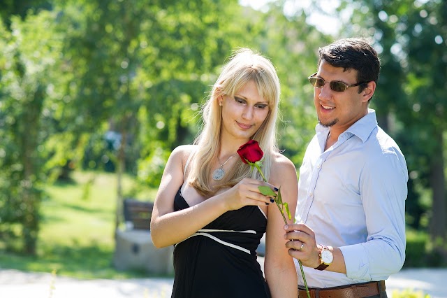 HOW TO BE MORE ATTRACTIVE, HOT & SEXY FOR YOUR BOYFRIEND BY LOVETADKA