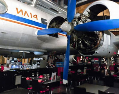 A Vintage Airplane-Turned-Restaurant at in Zurich Airport Seen On lolpicturegallery.blogspot.com