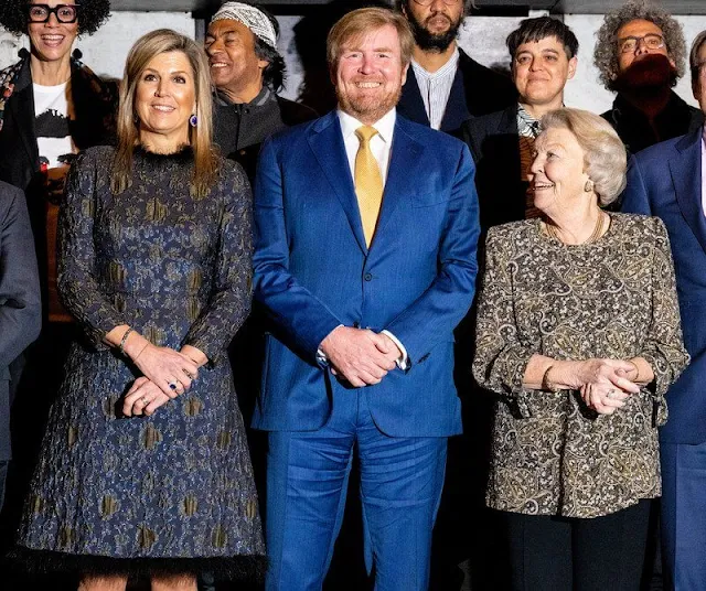 King Willem-Alexander, Princess Beatrix, Prince Constantijn and Princess Laurentien. Queen Maxima wore a her Natan dress