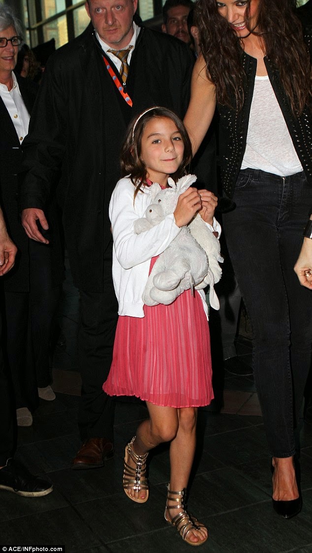 suri cruise blog