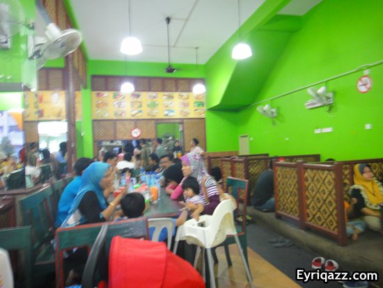 Juadah Berbuka Puasa di Restoran Wong Solo, Shah Alam 