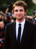 Robert Pattinson in formal