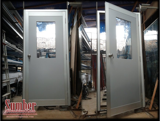 Pintu Panel Aluminium