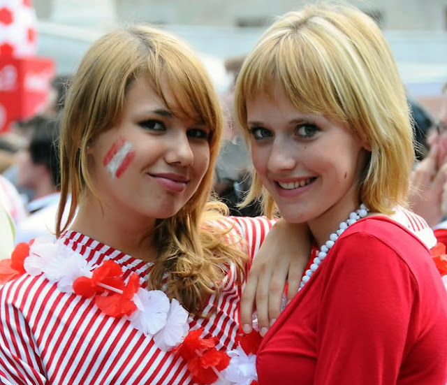 Austria Female Fans-3 Euro 2016