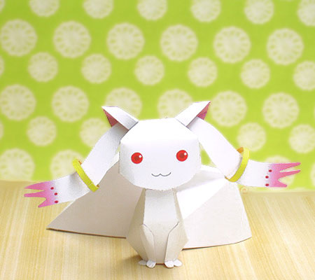 Kyubey Incubator Papercraft