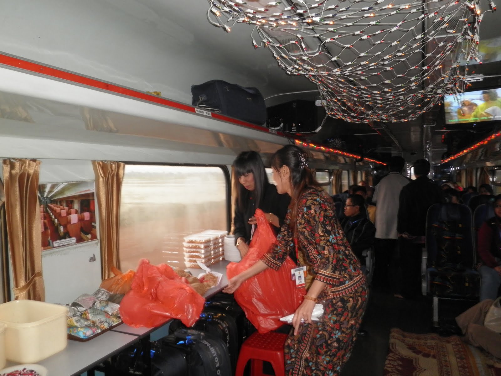 jadual keretapi padang besar ke hatyai