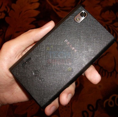 LG Prada 3.0 Philippines Price Php 29,990 : In the Flesh Photos and ...