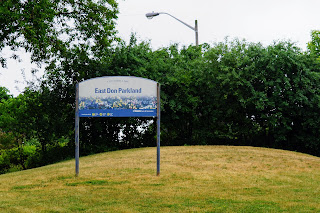 Sign for East Don Park for hiking trail