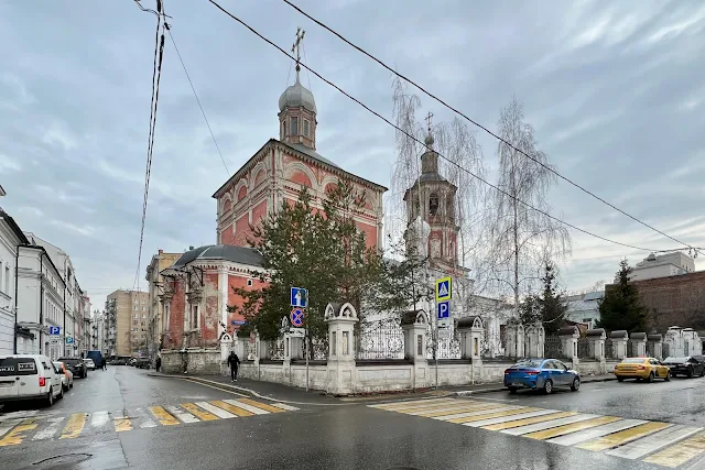 Подсосенский переулок, Барашёвский переулок, храм Введения во Храм Пресвятой Богородицы в Барашах