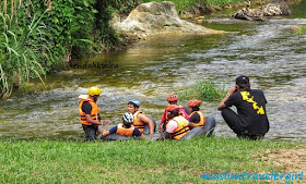 river tubing, menginap di malaysia