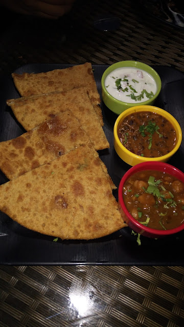 Parathas n Tikkas , Lokhandwala, Andheri west 