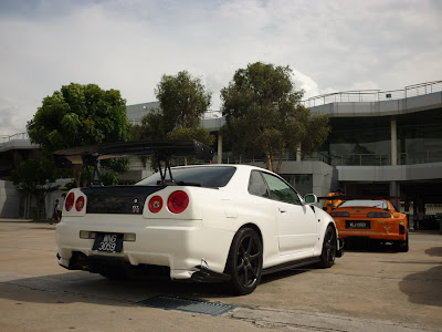 Time To Attack Sepang Skyline R34 and the widen Supra