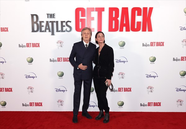 『ザ・ビートルズ：Get Back』配信開始まで1週間　ロンドンで100分バージョン試写会　ポール・マッカートニーも登壇