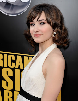 The Best Classic Prom Hairstyles for 2010 with Short Hair