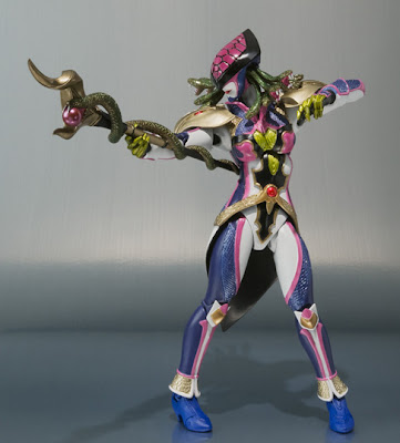 Bandai SH Figuarts Kamen Rider Wizard - Medusa Phantom figure