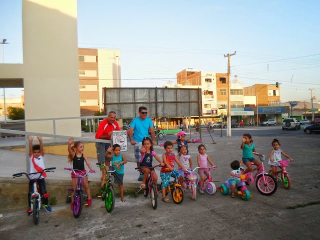 Bicicletando com Zenna Rocha: Convite para a pedaladinha com as crianças