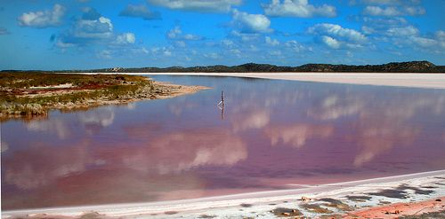 Keindahan Danau Hilier di Australia Den Bagus Berbagi 