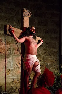 Cristo subido en la Cruz