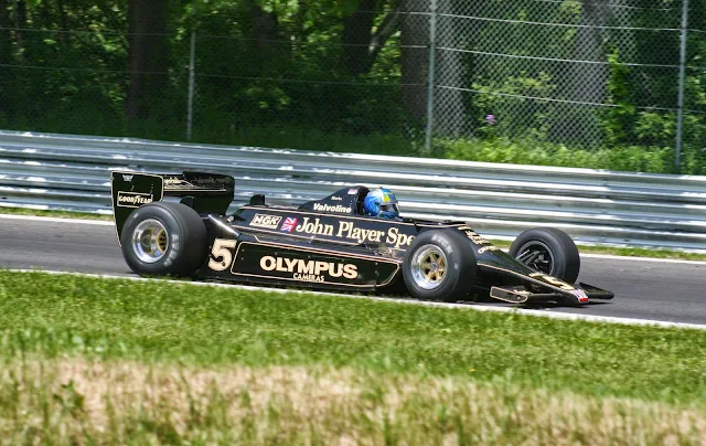 Lotus F1 / AutosMk