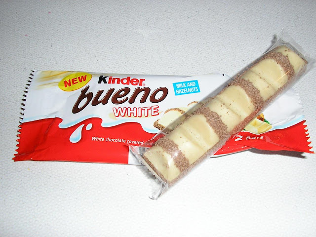 Kinder Bueno White