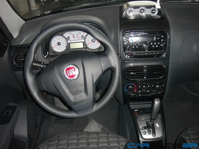 Fiat Palio Adventure 2013 - Dualogic Preta