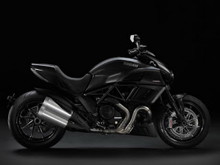 Motorcycle 2011 Ducati Diavel Carbon Edition Ride Side