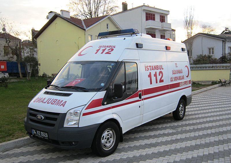 Gambar Transportasi Gambar Mobil  Ambulance 