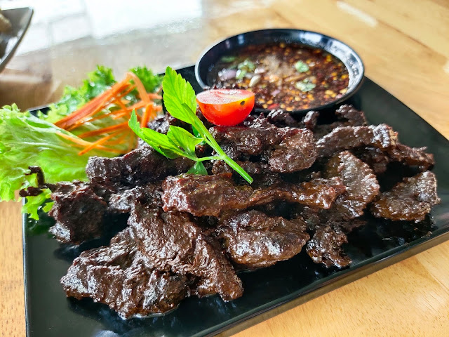 Daging Harimau Menangis