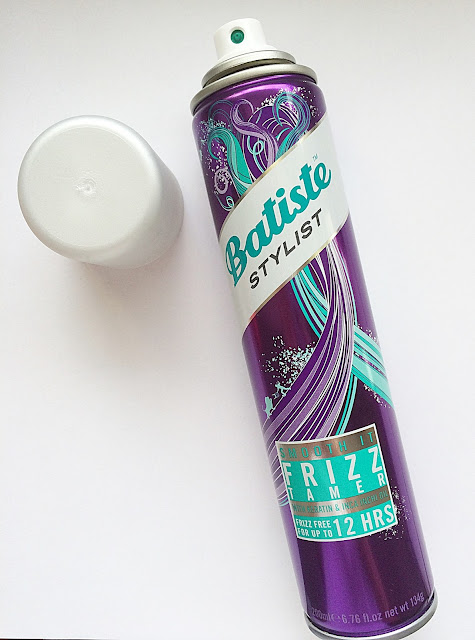 Batiste, Stylist, wygładzający spray przeciw puszeniu się włosów, Smooth It Frizz Tamer