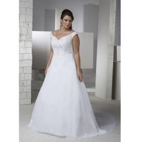 wedding dresses for larger women