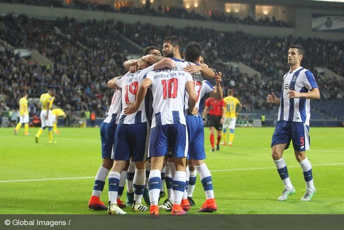 Jogo de loucos no Dragão acaba com empate entre FC Porto e Arouca