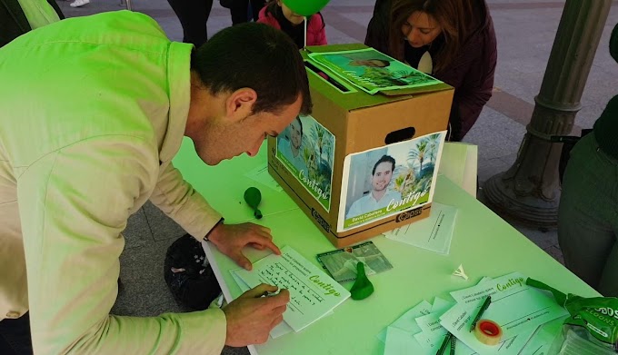 David Caballero se lanza a la calle para recoger las propuestas de los ilicitanos para el programa electoral de Contigo Elche