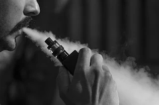 Pengguna Instagram Dilarang Promosi Vape dan Rokok 