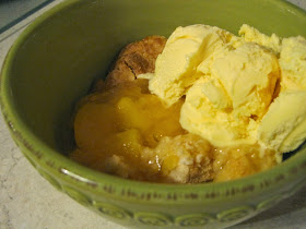 http://decoratedchaos.blogspot.com/2012/09/yummy-and-easy-peach-cobbler-recipe.html
