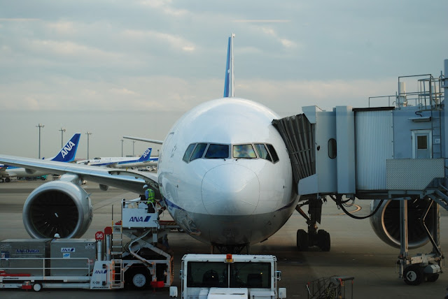 why do we board a plane from the left?