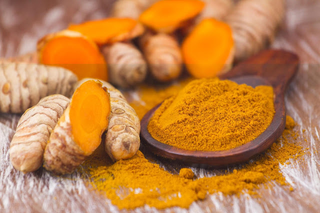 picture of Curcumin, the active component in turmeric, helps reduce inflammation, a key factor in obesity and metabolic syndrome which help in weight loss